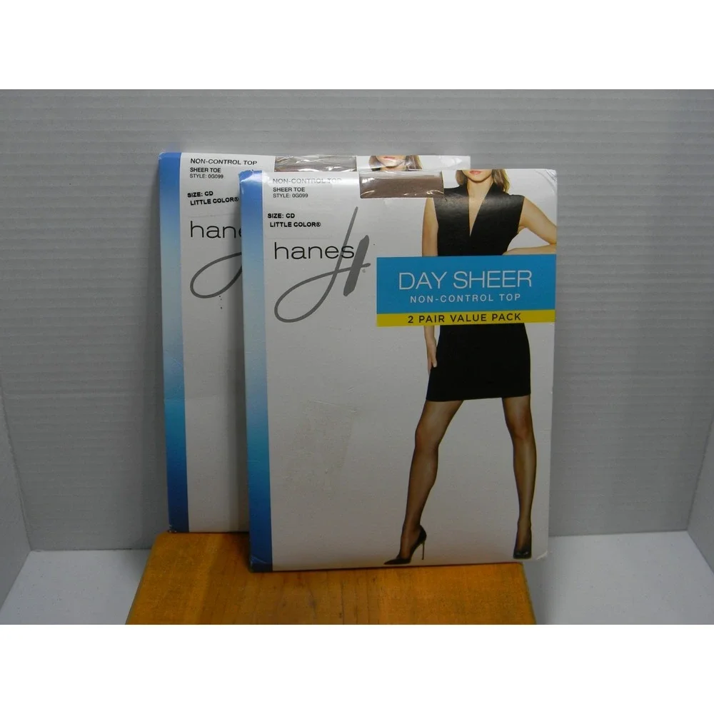 Hanes Day Sheer Pantyhose Size CD Little Color Non-Control Top 4 Pair NOS
